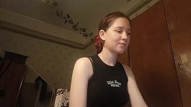 SotuMia live cam room