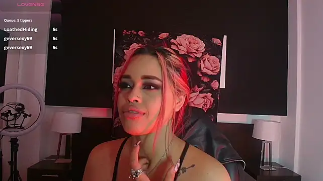 EvaaFoxxy1