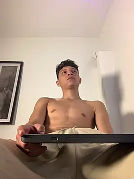 Twinkcock22 webcam
