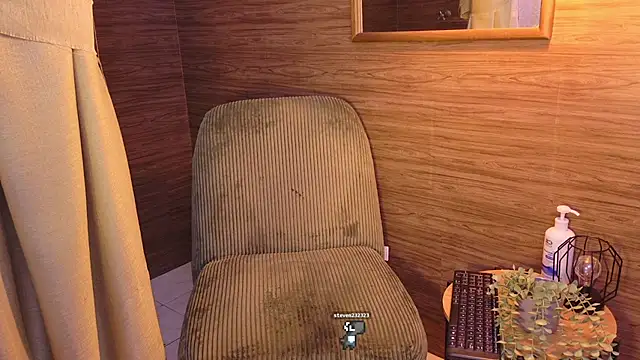 christopher_robin4 live sex cam