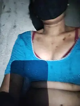 Hotty_Bhabhi24