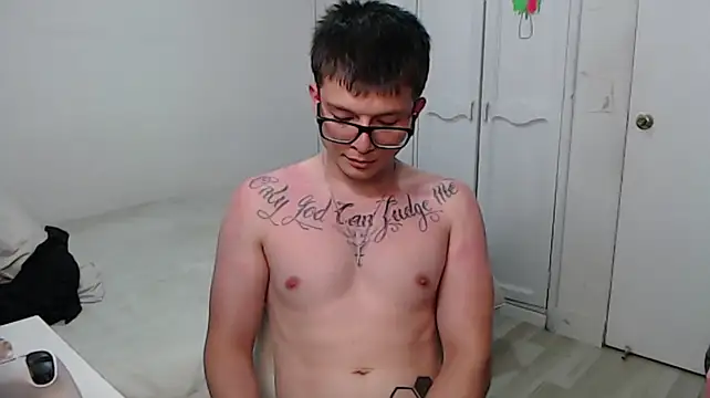 MathewCollin live cam on StripChat