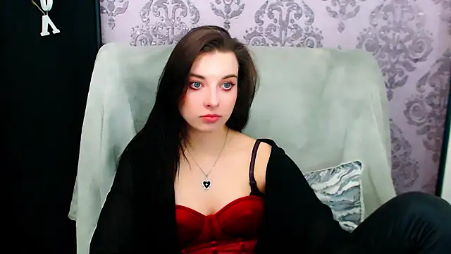 DominantLuna live cam room