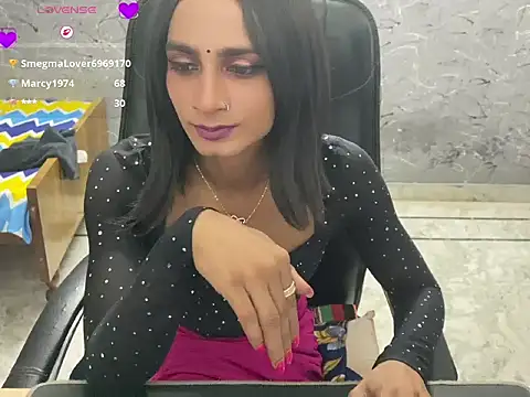 LuvLayla