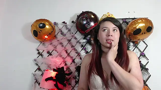Samantha_Wallker live cam on StripChat