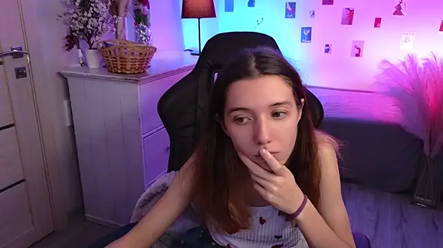 Vivian_Brooks live sex cam