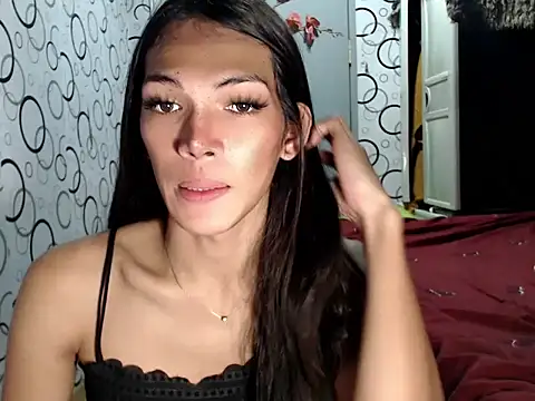 GORGEOUS_CARMEE webcam