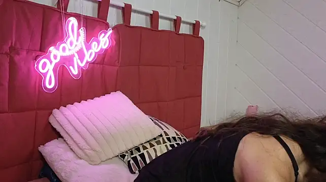 TiffanyDollxxx