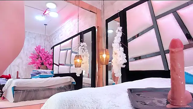TessaCooper1 live cam room