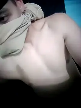 Hotwinkiiiii live cam on StripChat