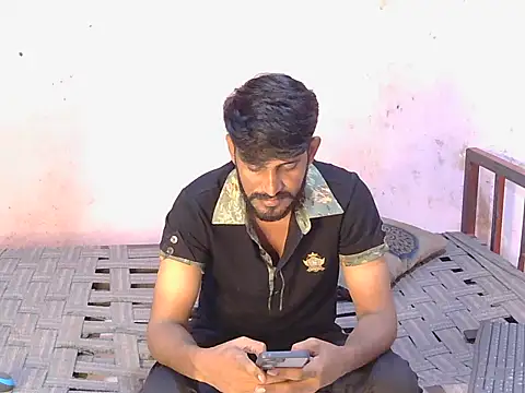 Yuvi_hot