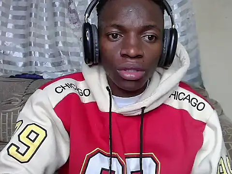 JewelFuckEntertainer212