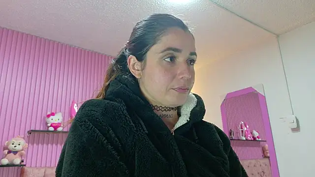Brendaa_Paarker webcam