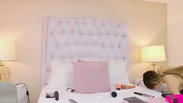 BunnyRosee webcam