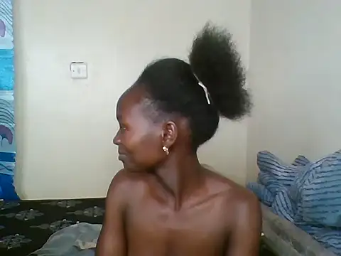Petitedoll01 live cam on StripChat