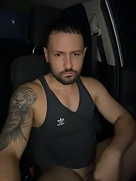Valentinog live sex cam