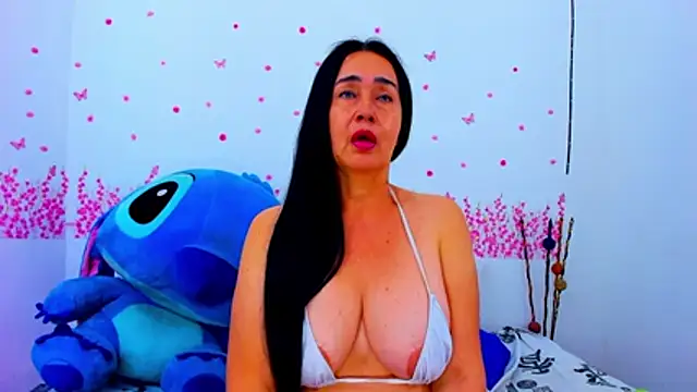 HorniestMilf