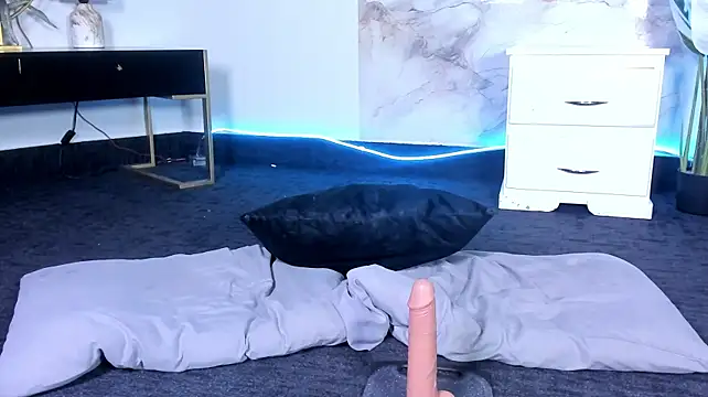 natyxo live cam preview