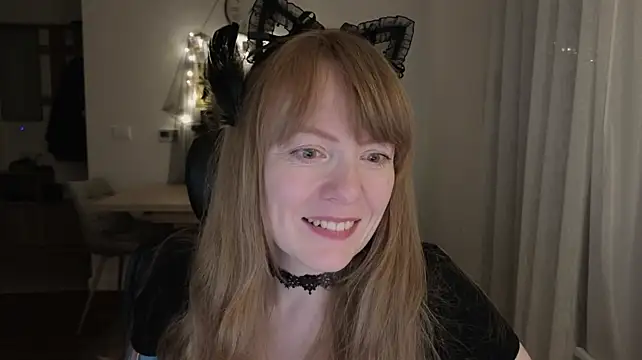 Aurora_Velvett_