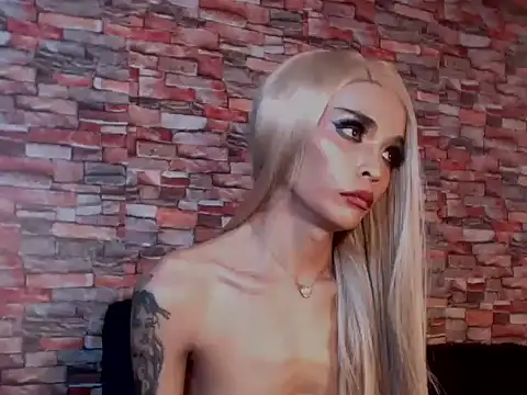 PHLauraLove