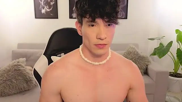 neythan_blaze webcam