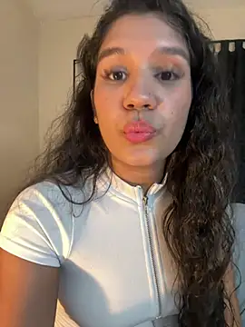 Veronica_M webcam