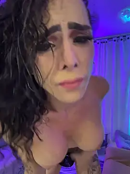 Mydreams69 live on Stripchat