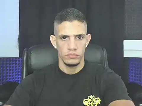 jhonnysnow17 live cam on StripChat