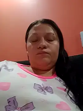 Nyla_velvet webcam