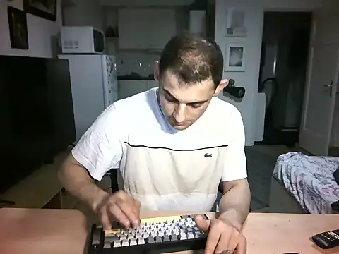 mihaimichael live cam on StripChat