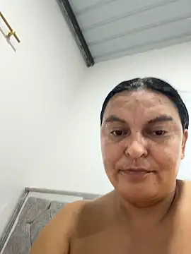 Horny-Mommy-Dirty webcam