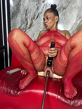 chiquimaturesexy live cam room