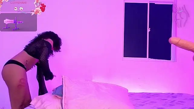 lucie_petite live cam room