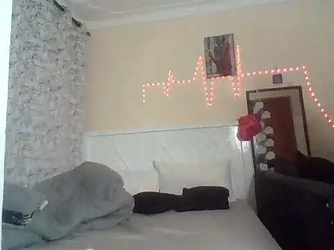 Gooseberry4 live cam room