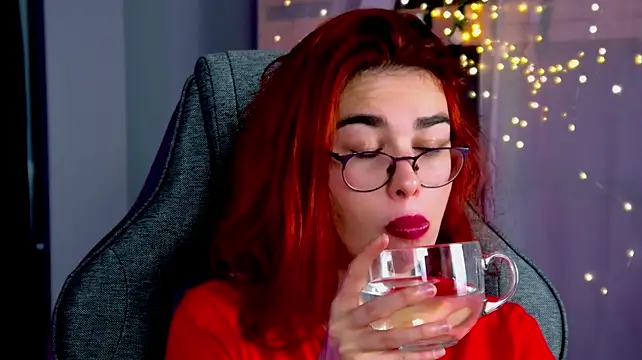 SeraphineDuskryn webcam stripchat model stream image