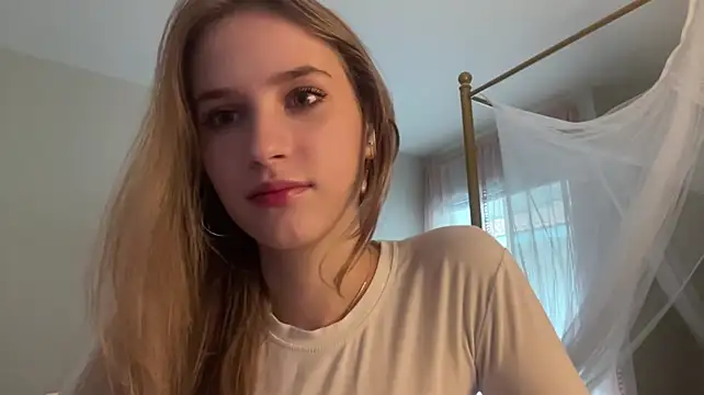 LynellMilleson webcam