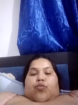 magda_curvy2324