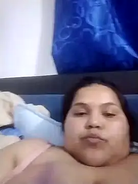 magda_curvy2324
