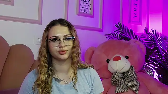 Abby__White
