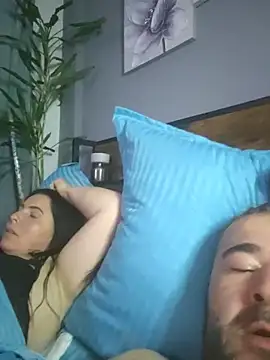Angel_and_Devil_couple webcam