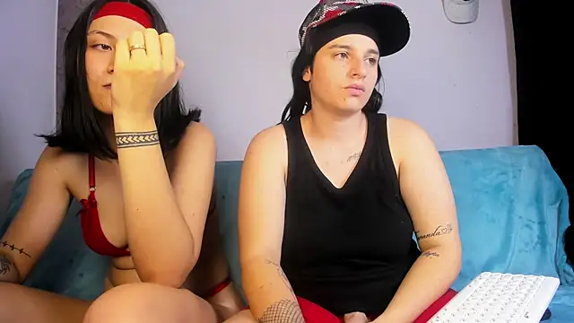 victoria_and_andra live cam preview