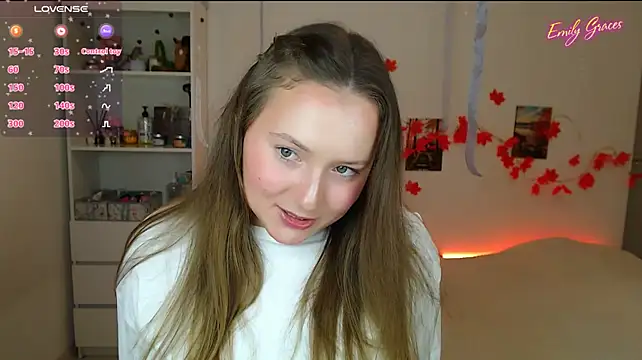 EmilyxxGraces live cam room