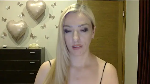 Wild_Silk_Desire live cam preview