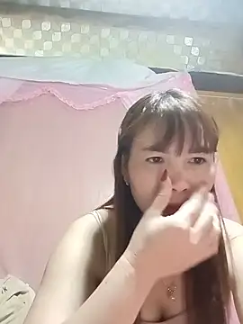Reeoo-93 live cam room