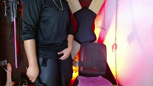 MasterKisame_Bdsm live cam room