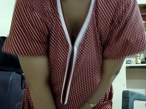 Pyari_Hina