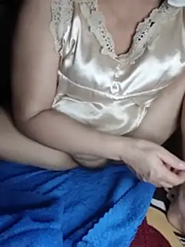 Lyra_cami
