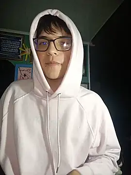 Milo_Wolff