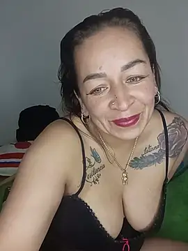 AshleeyLove69 live cam preview