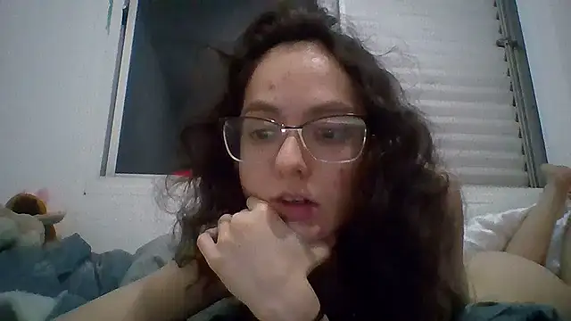 Nur_novinha